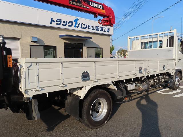 ヒノレンジャー ２．１５ｔ　４段ラジコンフックイン　内寸－長５３０／幅２１６／高３９・ユニック・後方付・床板・２．９３ｔ吊り・ＭＬ（モーメントリミッター）警報型・アオリ３方開・ロープ穴３対・セイコーラック付・２４０馬力ターボ（31枚目）