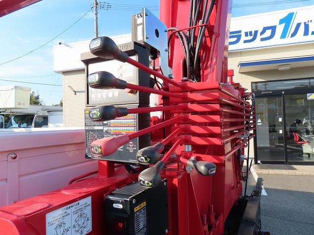 ヒノレンジャー ２．１５ｔ　４段ラジコンフックイン　内寸－長５３０／幅２１６／高３９・ユニック・後方付・床板・２．９３ｔ吊り・ＭＬ（モーメントリミッター）警報型・アオリ３方開・ロープ穴３対・セイコーラック付・２４０馬力ターボ（38枚目）