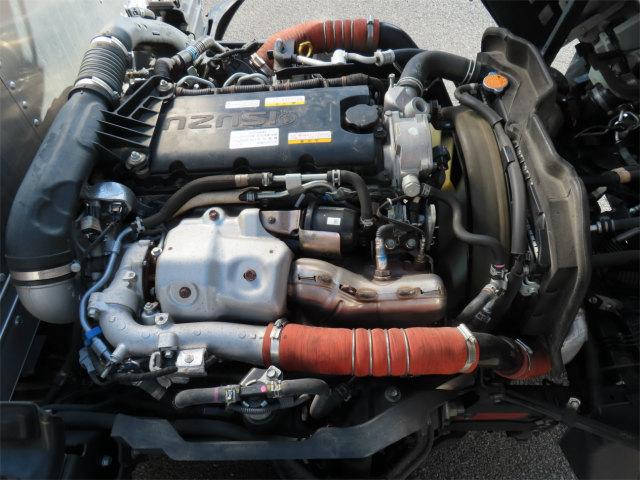 エルフトラック ２ｔ　１０尺ドライバン　内寸－長３１４／幅１７７／高２１１・日本フルハーフ・床板・ラッシング２段・リア観音開・門口－幅１７７／高２０８・オートマ車・１５０馬力ターボ（38枚目）