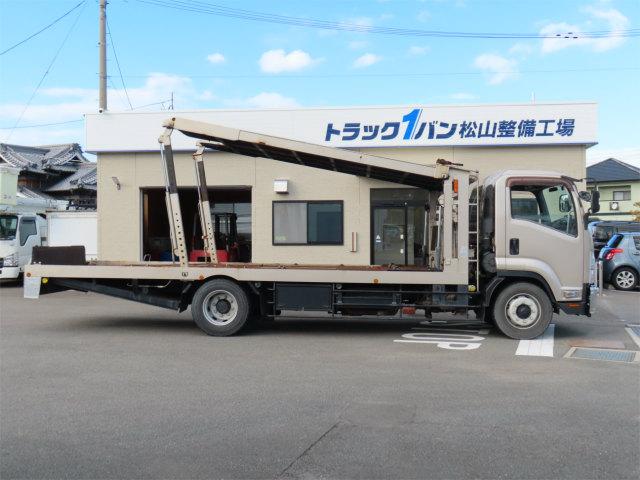 フォワード ６．８ｔ　増トン　２台積キャリアカー　内寸－長６２０／幅２１３・日新工業・床縞鉄・内フック２対・ラジコン・ウインチ・自動歩み・リアエアサス・２４０馬力ターボ（4枚目）