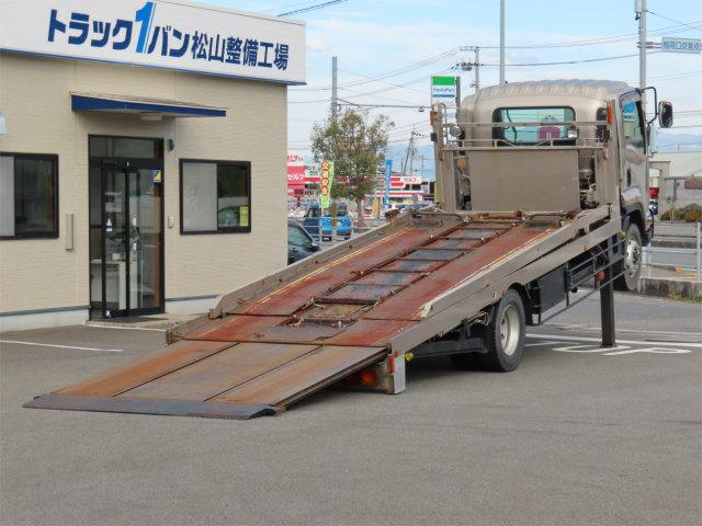 フォワード ６．８ｔ　増トン　２台積キャリアカー　内寸－長６２０／幅２１３・日新工業・床縞鉄・内フック２対・ラジコン・ウインチ・自動歩み・リアエアサス・２４０馬力ターボ（11枚目）