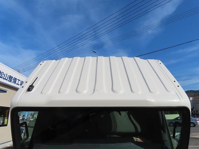 エルフトラック ３ｔ　ワイド超ロング　ドライバンパワーゲート　内寸－長５０６／幅２０８／高２１７・日本フルハーフ・床板・ラッシング２段・パワーゲート扉・跳ね上げパワーゲート・昇降能力１０００Ｋｇ・門口－幅２０５／高２１０・１５０馬力ターボ（6枚目）