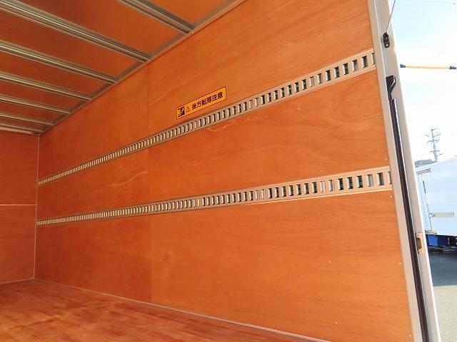 エルフトラック ３ｔ　ワイド超ロング　ドライバンパワーゲート　内寸－長５０６／幅２０８／高２１７・日本フルハーフ・床板・ラッシング２段・パワーゲート扉・跳ね上げパワーゲート・昇降能力１０００Ｋｇ・門口－幅２０５／高２１０・１５０馬力ターボ（35枚目）