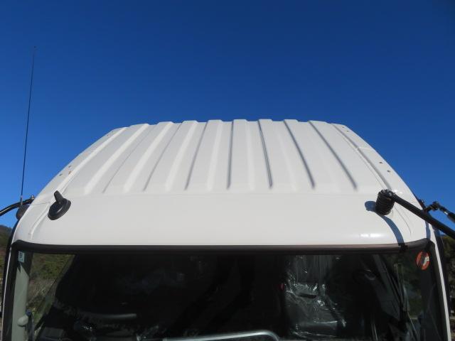 ファイター ３．４５ｔ　ダンプ　内寸－長３４０／幅２０６／高３０・新明和・アオリ１方開・リア下開・電動コボレーン・２２０馬力ターボ（6枚目）