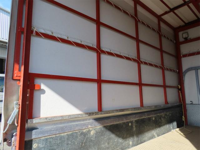 エルフトラック 1.85t 4WD 幌ウイング 内寸-長311/幅161/高210・床縞鉄・オートマ車・150馬力ターボ(24枚目)