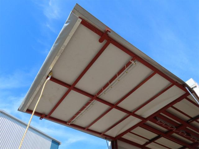 エルフトラック 1.85t 4WD 幌ウイング 内寸-長311/幅161/高210・床縞鉄・オートマ車・150馬力ターボ(30枚目)