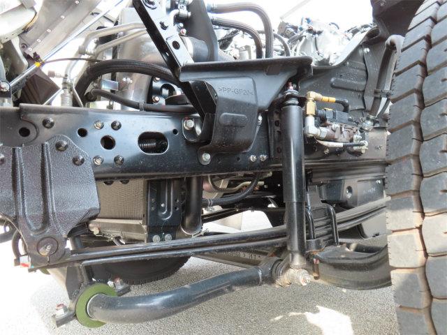 ファイター ２．６５ｔ　ワイド　アルミウイング　内寸－長６２１／幅２４１／高２４０・パブコ・床板・落フック５対・ラッシング２段・リア観音開・門口－幅２２８／高２３０・２２０馬力ターボ（63枚目）