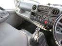 １．８５ｔ　全低床　４ＷＤ　強化ダンプ　内寸－長３０４／幅１５８／高２７・極東・アオリ３方開・４ナンバー・歩み掛け・１３６馬力ターボ（17枚目）