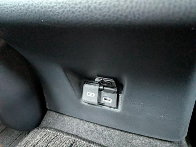 カムリ ＷＳ　ＧＲフルエアロ　パノラマビューモニター　前後ドラレコ　純正ディスプレイオーディオ（26枚目）