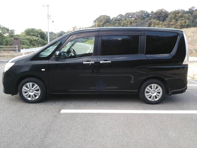 セレナ アンシャンテ　助手席スライドアップシート　２０Ｘ　ＧＯＯ鑑定　ＧＯＯ故障診断　車検Ｒ８年３月２３日　フルセグナビ　ブルートゥース　両側パワスラ　フリップダウンモニター　ＤＶＤ再生　ＣＤ　バックカメラ　クルコン　ＥＴＣ　スマートキー２個　３列８人乗り（5枚目）