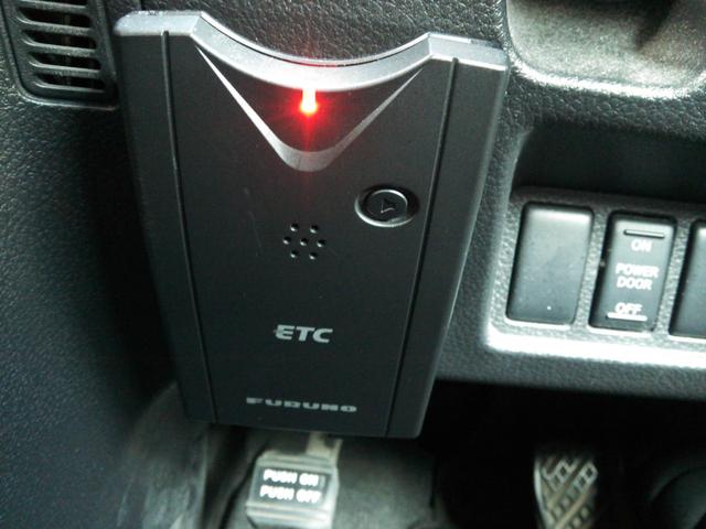 セレナ アンシャンテ　助手席スライドアップシート　２０Ｘ　ＧＯＯ鑑定　ＧＯＯ故障診断　車検Ｒ８年３月２３日　フルセグナビ　ブルートゥース　両側パワスラ　フリップダウンモニター　ＤＶＤ再生　ＣＤ　バックカメラ　クルコン　ＥＴＣ　スマートキー２個　３列８人乗り（14枚目）