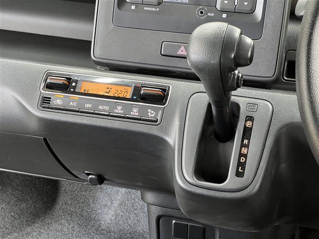 ワゴンＲ ＦＸ　ＣＤ再生装置　メディアプレイヤー接続　ベンチシート　スマートキ－　イモビライザー　衝突被害軽減ブレーキ　ペダル踏み間違い急発進抑制装置　デュアルエアバッグ　ＡＢＳ　横滑防止装置（23枚目）