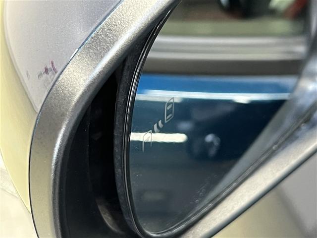 ライズ Z T-Connectナビ 衝突被害軽減ブレーキ ペダル踏み間違い急発進抑制装置 車線逸脱警報 先進ライト デュアル+サイドエアバッグ 横滑防止装置 全周囲カメラ ドライブレコーダー スマートキ- ETC(8枚目)