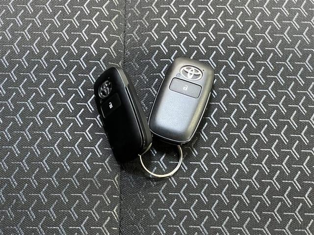 ライズ Z T-Connectナビ 衝突被害軽減ブレーキ ペダル踏み間違い急発進抑制装置 車線逸脱警報 先進ライト デュアル+サイドエアバッグ 横滑防止装置 全周囲カメラ ドライブレコーダー スマートキ- ETC(31枚目)