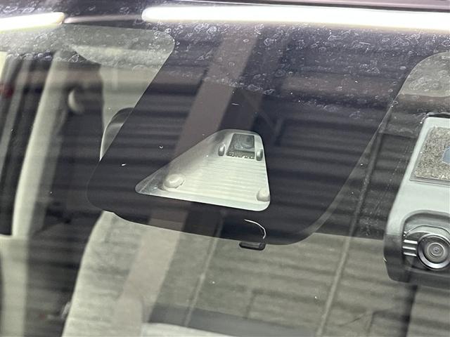 パッソ Ｘ　Ｇパッケージ　ＨＩＤヘッドランプ　ワンセグ　ＣＤ再生装置　メディアプレイヤー接続　リアスポイラー　ベンチシート　スマートキ－　イモビライザー　ワンオーナー　衝突被害軽減ブレーキ　車線逸脱警報　横滑防止装置　ＡＢＳ（6枚目）