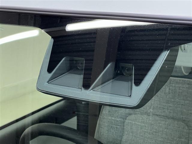 先進の安全装置が装着されています。詳しい機能についてはスタッフまでお問合せください。