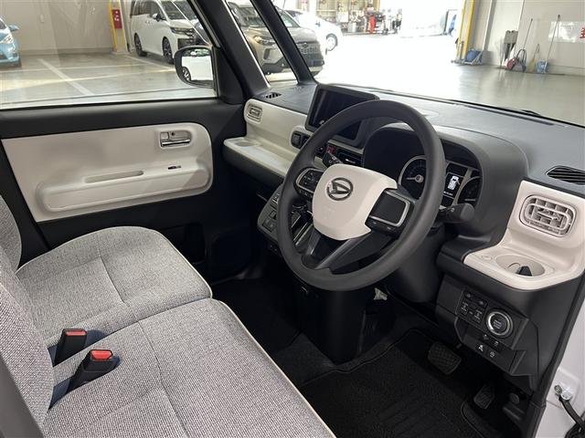 「車両検査証明書」付 資格を持った検査員が細かく車をチェック 詳しくはこのページ下部の品質情報でチェックできます