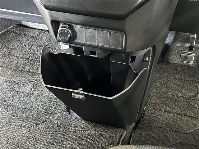 ルーミー G-T LEDヘッドランプ バックモニター パノラミックビューモニター ドライブレコーダー T-Connectナビ フルセグ DVD再生装置 CD再生装置 スマートキ- イモビライザー 両側電動スライドドア(27枚目)