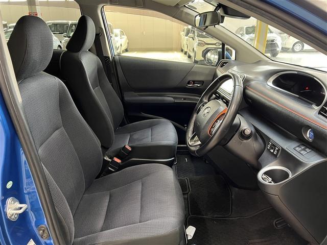 シエンタ ハイブリッドG ドライブレコーダー バックモニター ETC ワンオーナー スマートキ- イモビライザー 両側電動スライドドア 1-2列目ウォークスルー T-Connectナビ フルセグTV DVD再生装置 LED(12枚目)