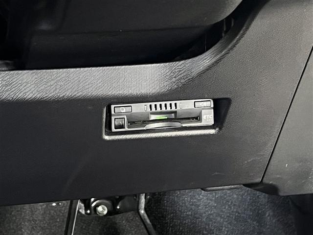 アクア Ｇ　バックモニター　ＥＴＣ　スマートキ－　イモビライザー　クルーズコントロール　ナビ付きＤＡ　ワンセグＴＶ　ＣＤ再生装置　メディアプレイヤー接続　衝突被害軽減ブレーキ　先進ライト（22枚目）