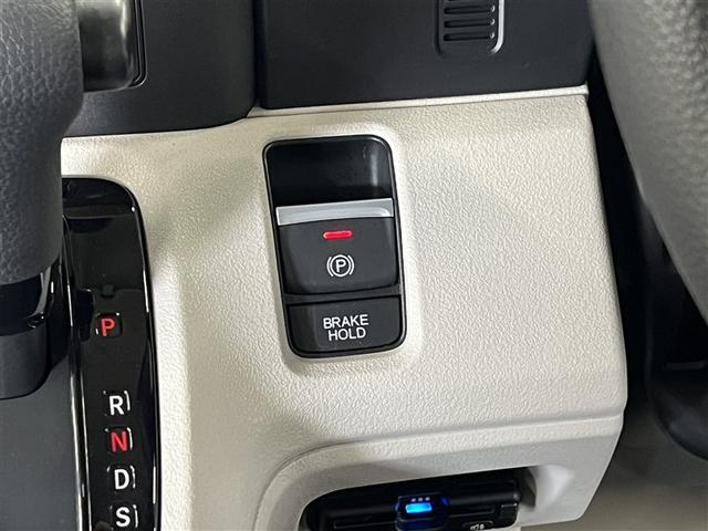 N-BOX ベースグレード バックモニター ETC スマートキ- イモビライザー クルーズコントロール 片側電動スライドドア ナビ付きDA フルセグTV DVD再生装置 CD再生装置 車線逸脱警報(27枚目)