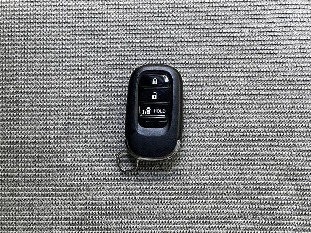 N-BOX ベースグレード バックモニター ETC スマートキ- イモビライザー クルーズコントロール 片側電動スライドドア ナビ付きDA フルセグTV DVD再生装置 CD再生装置 車線逸脱警報(30枚目)