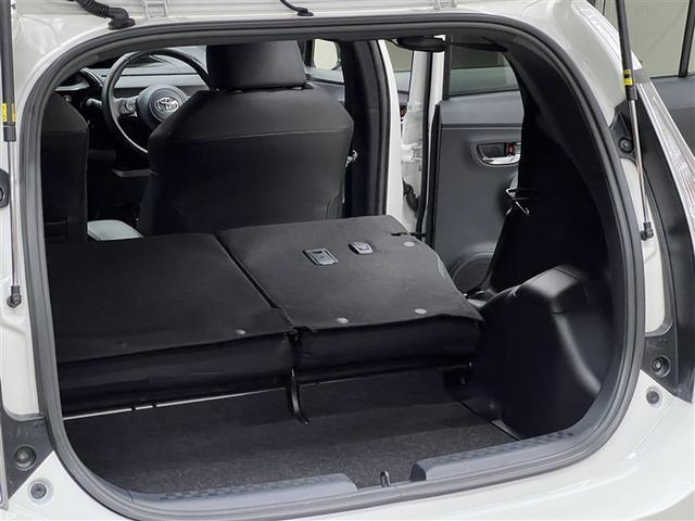 荷室はシートアレンジを行うことで広い荷室にすることが可能です　様々なシーンで活躍できますね