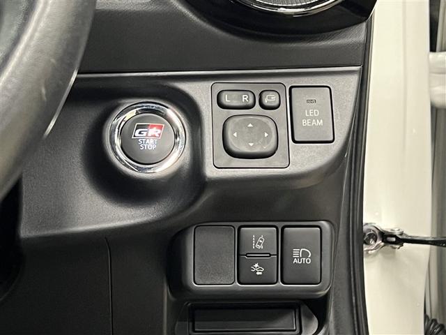 先進の安全装置が装着されています。詳しい機能についてはスタッフまでお問合せください。