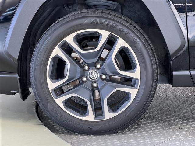 RAV4 アドベンチャー T-Connectナビ 衝突被害軽減ブレーキ ペダル踏み間違い急発進抑制装置 車線逸脱警報 先進ライト デュアル+サイドエアバッグ 横滑防止装置 LEDヘッドランプ イモビライザー ETC ABS(8枚目)