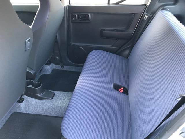 アルト L スズキ セーフティ サポート装着車 (シルキーシルバーメタリック) レーンアシスト ABS 障害物センサー 頸部衝撃緩和ヘッドレスト アイドリングストップ CD キーレスエントリー シートヒーター(16枚目)