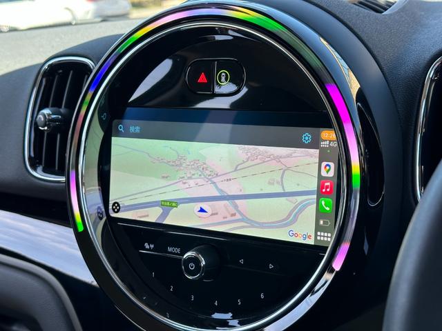 クーパーＤ　クロスオーバー　クラシックトリム　ワイヤレスＡｐｐｌｅＣａｒＰｌａｙ　ドライビングアシストプラスＰ　デジタルメーター　リアカメラ＆アクティブパークアシスト　インテリセーフ　ＬＥＤヘッドライト　パワードリアゲート(13枚目)