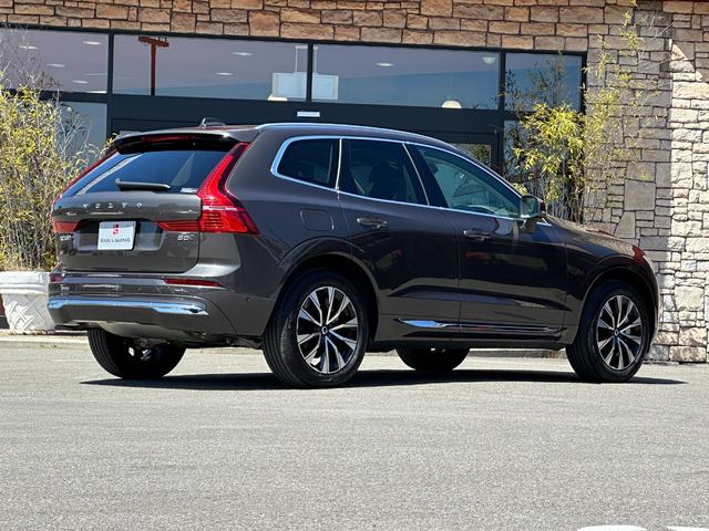 ＸＣ６０ アルティメット　Ｂ５　ＡＷＤ　メーカー５年保証　ブロンドレザーＭＰ４シート＆ステアヒータ　Ｆベンチレーション＆マッサージパノラマサンルーフ　Ｇｏｏｇｌｅナビ　３６０°カメラ　Ｂｏｗｅｒｓ＆Ｗｉｌｋｉｎｓスピーカ　パワードリアゲート（3枚目）