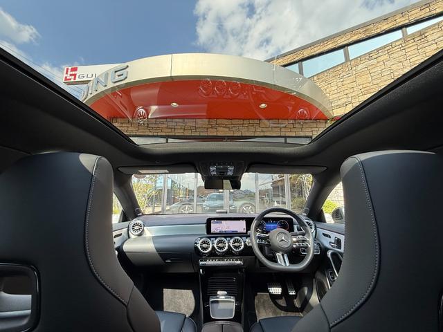 ＣＬＡクラス ＣＬＡ２００ｄ　ＡＭＧレザーエクスクルーシブパッケジ　ＡＭＧレザーＥＸ＆アドバンスドＰＫＧ　パノラマガラスＳＲ　ブラックレザーＭＰシートＨ　ヘッドアップディスプレイ　３６０°カメラ　ブルメスター　アンビエントライト　１９インチＡＷ　マルチビームＬＥＤ（7枚目）