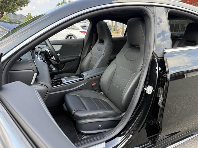 ＣＬＡクラス ＣＬＡ２００ｄ　ＡＭＧレザーエクスクルーシブパッケジ　ＡＭＧレザーＥＸ＆アドバンスドＰＫＧ　パノラマガラスＳＲ　ブラックレザーＭＰシートＨ　ヘッドアップディスプレイ　３６０°カメラ　ブルメスター　アンビエントライト　１９インチＡＷ　マルチビームＬＥＤ（28枚目）