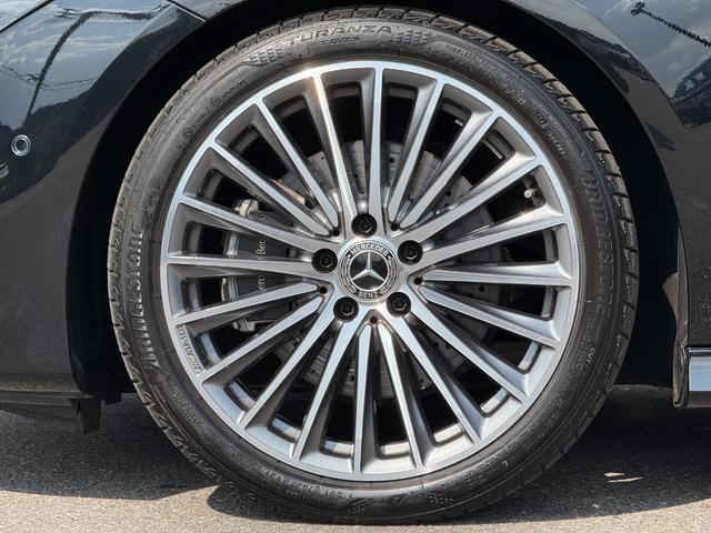 ＣＬＡクラス ＣＬＡ２００ｄ　ＡＭＧレザーエクスクルーシブパッケジ　ＡＭＧレザーＥＸ＆アドバンスドＰＫＧ　パノラマガラスＳＲ　ブラックレザーＭＰシートＨ　ヘッドアップディスプレイ　３６０°カメラ　ブルメスター　アンビエントライト　１９インチＡＷ　マルチビームＬＥＤ（50枚目）