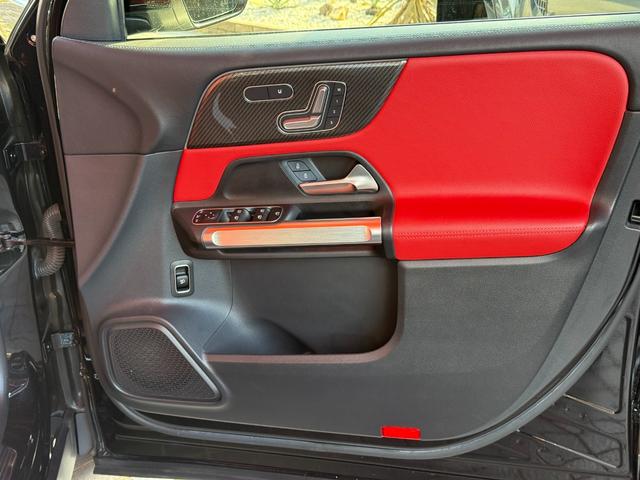 ＧＬＢ ＧＬＢ３５　４マチック　アドバンスドパッケージ　パノラマサンルーフ　レッド／ブラックレザーＭＰシートヒーター　ＨＵＤ　マルチビームＬＥＤライト　前後ドラレコ　純正１９インチＡＷ　レーダーセーフティ　アンビエントライト（17枚目）