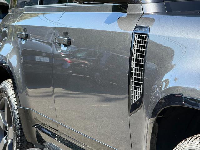 ディフェンダー 110V8 P525 マトリクスLEDヘッドライト パノラマスライディングルーフ ビンテージタンウィンザーレザーMP4席シートヒーター Fベンチレーション フィックスドサイドステップ メリディアンサラウンド(74枚目)