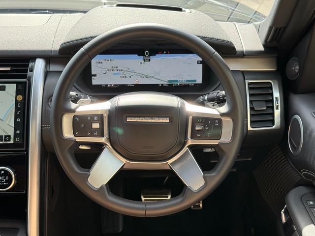 ディスカバリー ダイナミック　ＨＳＥ　Ｄ３５０　パノラマスライディングルーフ　２２インチブラックホイール　マトリクスＬＥＤライト　キャラウェイインテリア（ウィンザーレザーＭＰ４シートＨ）　プライバシーガラス　７シーター　ＨＵＤ　ルーフレール（5枚目）