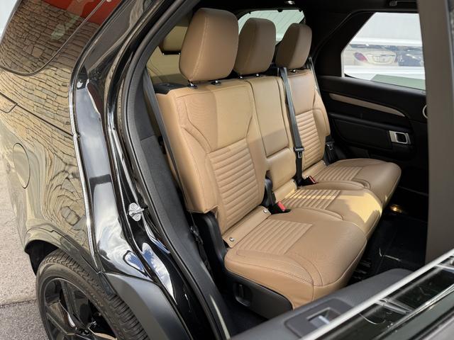 ディスカバリー ダイナミック　ＨＳＥ　Ｄ３５０　パノラマスライディングルーフ　２２インチブラックホイール　マトリクスＬＥＤライト　キャラウェイインテリア（ウィンザーレザーＭＰ４シートＨ）　プライバシーガラス　７シーター　ＨＵＤ　ルーフレール（31枚目）