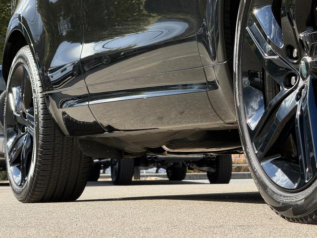 ディスカバリー ダイナミック　ＨＳＥ　Ｄ３５０　パノラマスライディングルーフ　２２インチブラックホイール　マトリクスＬＥＤライト　キャラウェイインテリア（ウィンザーレザーＭＰ４シートＨ）　プライバシーガラス　７シーター　ＨＵＤ　ルーフレール（71枚目）