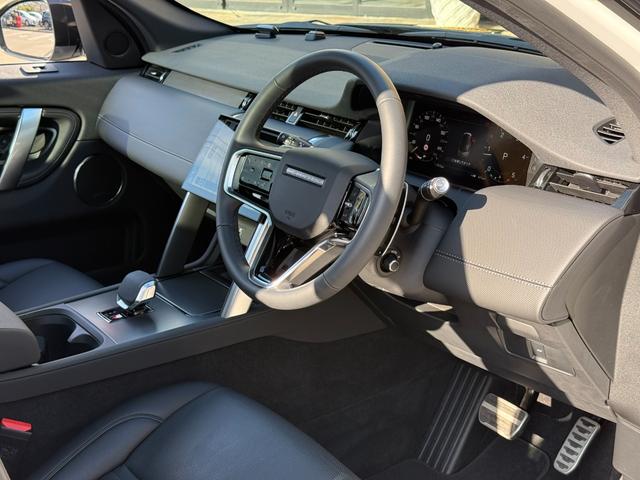 ディスカバリースポーツ ダイナミック　ＳＥ　Ｄ２００　固定式パノラミックルーフ　コントラストルーフ　プライバシーガラス　２０インチブラックホイール　５＋２シート　２列目シートスライド＆リクライニング　ＬＥＤヘッドライト（オートハイビーム）　Ｐテールゲート（11枚目）