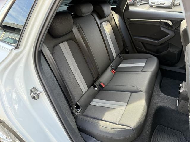 Ａ３ スポーツバック３０ＴＦＳＩアドバンスド　コンビニエンス＆アシスタンスＰ　スマホインターフェース　バーチャルコックピット　純正ＭＭＩナビＴＶ　パワーシートヒーター　ＬＥＤライト　アウディプレセンス　アドバンスドキー　リアカメラ　パークアシスト（29枚目）