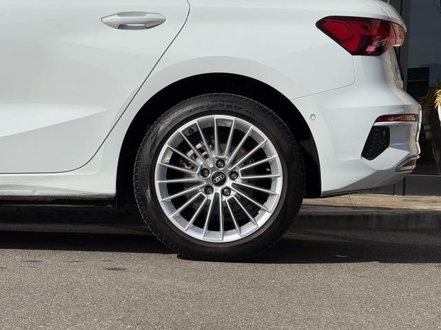 Ａ３ スポーツバック３０ＴＦＳＩアドバンスド　コンビニエンス＆アシスタンスＰ　スマホインターフェース　バーチャルコックピット　純正ＭＭＩナビＴＶ　パワーシートヒーター　ＬＥＤライト　アウディプレセンス　アドバンスドキー　リアカメラ　パークアシスト（46枚目）