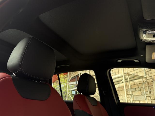 ＧＬＢ ＧＬＢ２００ｄ　４マチック　ＡＭＧラインパッケージ　レザーＥＸ＆アドバンスドＰ　パノラミックスライディングルーフ　クラシックレッドレザーＭＰシートＨ　ヘッドアップディスプレイ　３６０°カメラ　アンビエントライト　ワイヤレスチャージ　マルチビームＬＥＤ（7枚目）