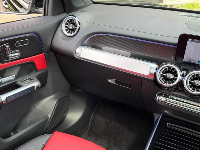 ＧＬＢ ＧＬＢ２００ｄ　４マチック　ＡＭＧラインパッケージ　レザーＥＸ＆アドバンスドＰ　パノラミックスライディングルーフ　クラシックレッドレザーＭＰシートＨ　ヘッドアップディスプレイ　３６０°カメラ　アンビエントライト　ワイヤレスチャージ　マルチビームＬＥＤ（19枚目）