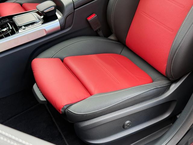 ＧＬＢ ＧＬＢ２００ｄ　４マチック　ＡＭＧラインパッケージ　レザーＥＸ＆アドバンスドＰ　パノラミックスライディングルーフ　クラシックレッドレザーＭＰシートＨ　ヘッドアップディスプレイ　３６０°カメラ　アンビエントライト　ワイヤレスチャージ　マルチビームＬＥＤ（29枚目）