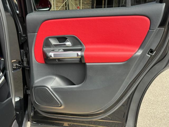 ＧＬＢ ＧＬＢ２００ｄ　４マチック　ＡＭＧラインパッケージ　レザーＥＸ＆アドバンスドＰ　パノラミックスライディングルーフ　クラシックレッドレザーＭＰシートＨ　ヘッドアップディスプレイ　３６０°カメラ　アンビエントライト　ワイヤレスチャージ　マルチビームＬＥＤ（32枚目）