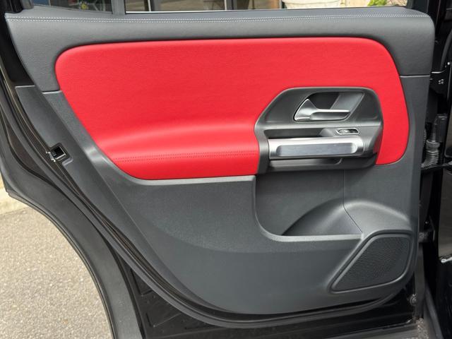 ＧＬＢ ＧＬＢ２００ｄ　４マチック　ＡＭＧラインパッケージ　レザーＥＸ＆アドバンスドＰ　パノラミックスライディングルーフ　クラシックレッドレザーＭＰシートＨ　ヘッドアップディスプレイ　３６０°カメラ　アンビエントライト　ワイヤレスチャージ　マルチビームＬＥＤ（40枚目）