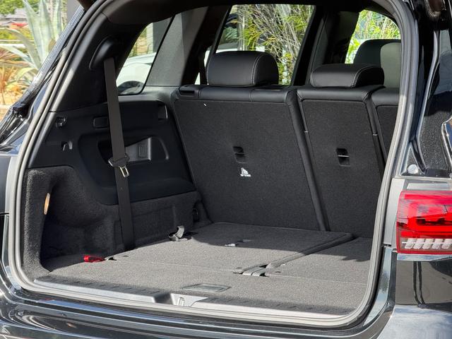 ＧＬＢ ＧＬＢ２００ｄ　４マチック　ＡＭＧラインパッケージ　レザーＥＸ＆アドバンスドＰ　パノラミックスライディングルーフ　クラシックレッドレザーＭＰシートＨ　ヘッドアップディスプレイ　３６０°カメラ　アンビエントライト　ワイヤレスチャージ　マルチビームＬＥＤ（42枚目）