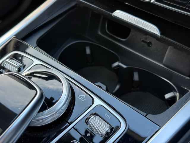 Ｇクラス Ｇ６３　Ｇｍａｎｕｆａｋｔｕｒプログラムプラス　ボディ同色スペアタイヤリング　マットブラック２１インチホイール　チタニウムグレー／ブラックナッパレザーＭＰ４シートＨ　Ｆベンチレーション＆マッサージー（13枚目）